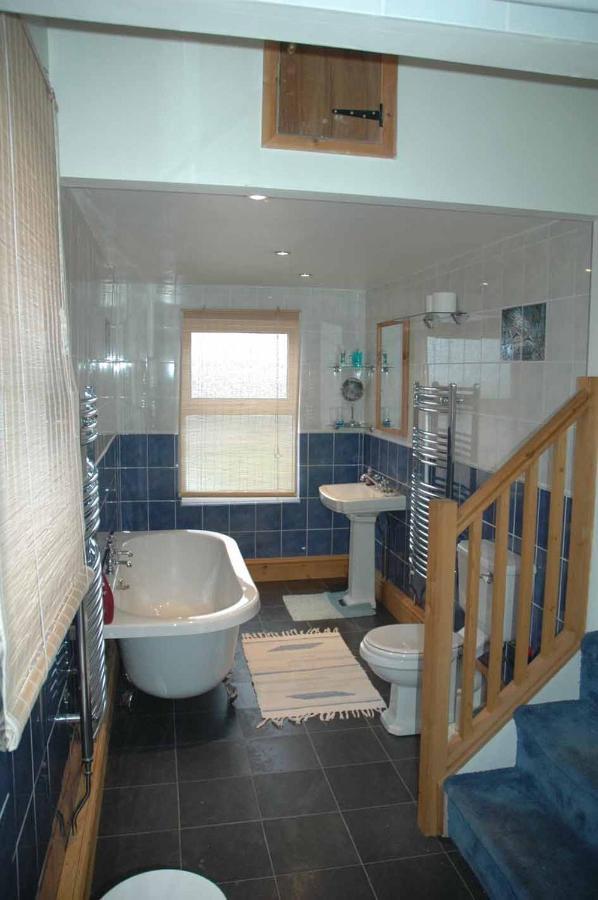 Mid Wales Arts B&B Caersws Extérieur photo